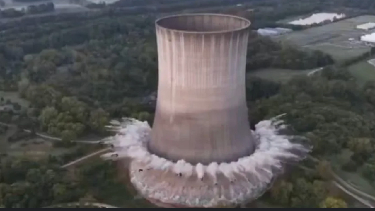 ABD’de dev soğutma kulesi işte bu türlü patlatıldı!