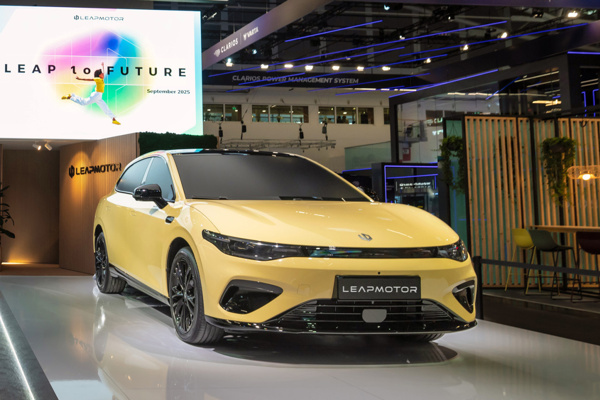 leapmotor b05in dunya b10un ise avrupa promiyerini bir ortada gerceklestirdi 0 SF3S94cF